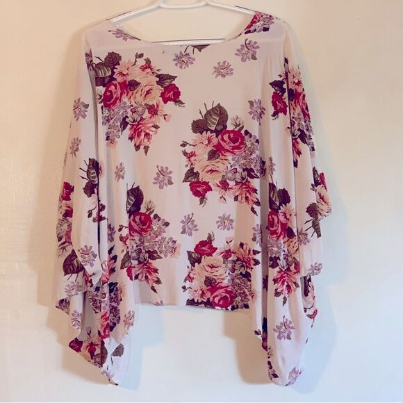 Brandy Melville Kimono Top Cream Floral Print Lightweight Sz OSFA Gorgeous - Picture 7 of 8